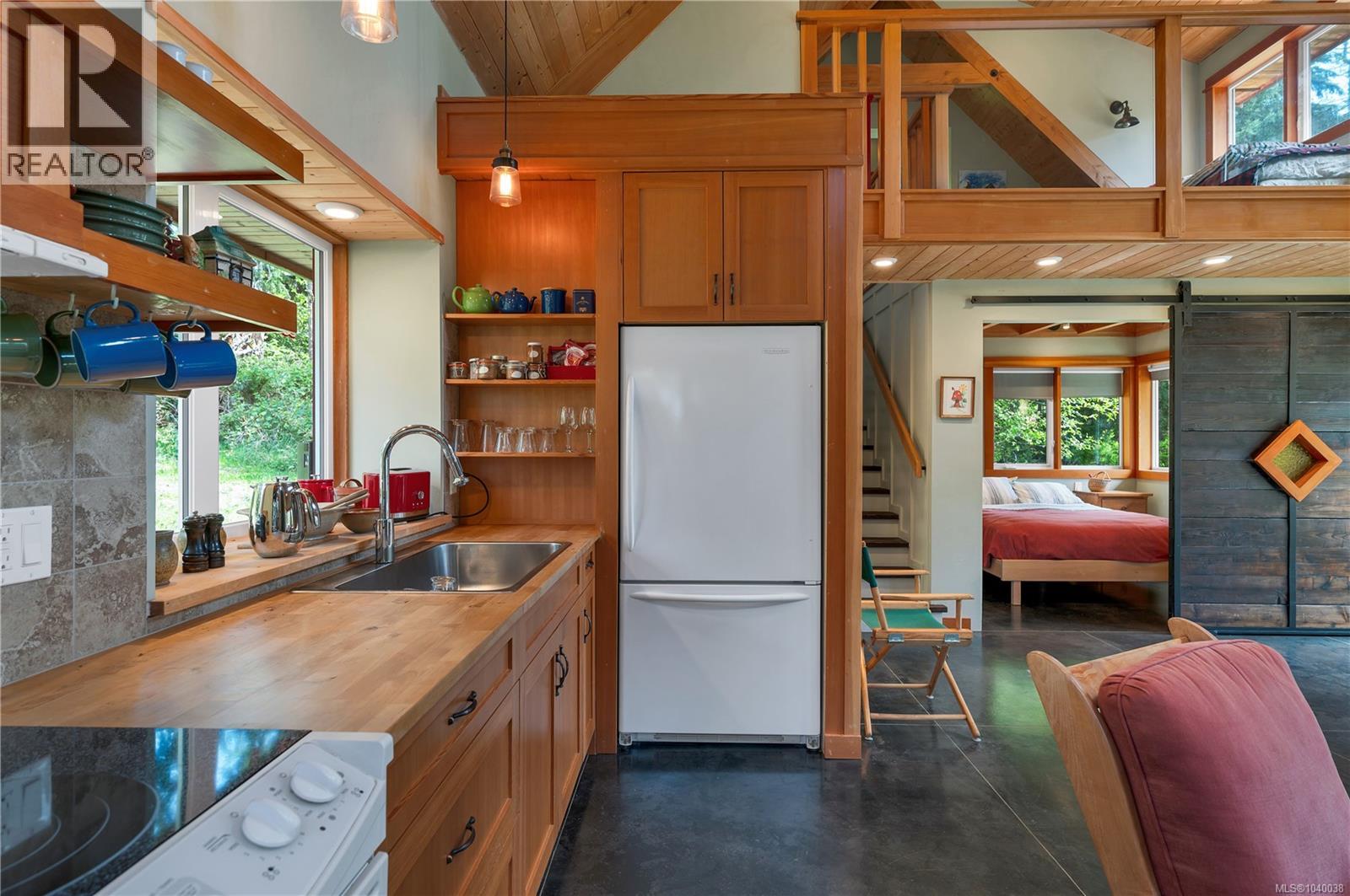 653 Heriot Bay Rd, Quadra Island, British Columbia  V0P 1N0 - Photo 54 - 1040038