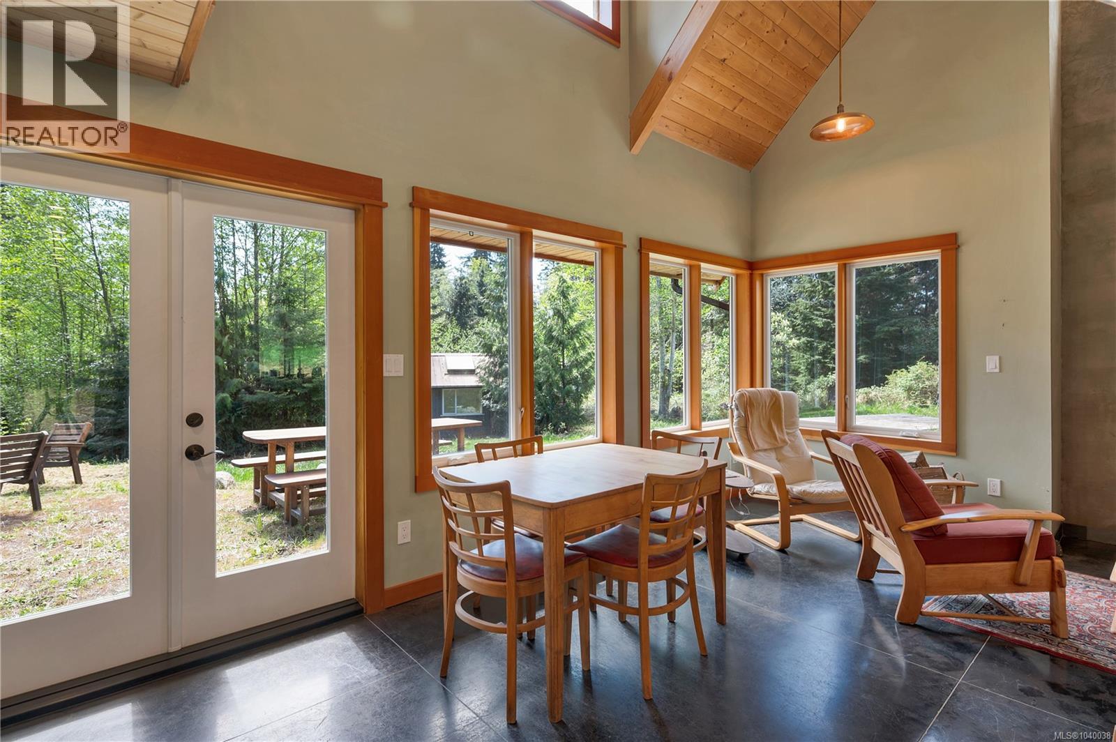 653 Heriot Bay Rd, Quadra Island, British Columbia  V0P 1N0 - Photo 48 - 1040038