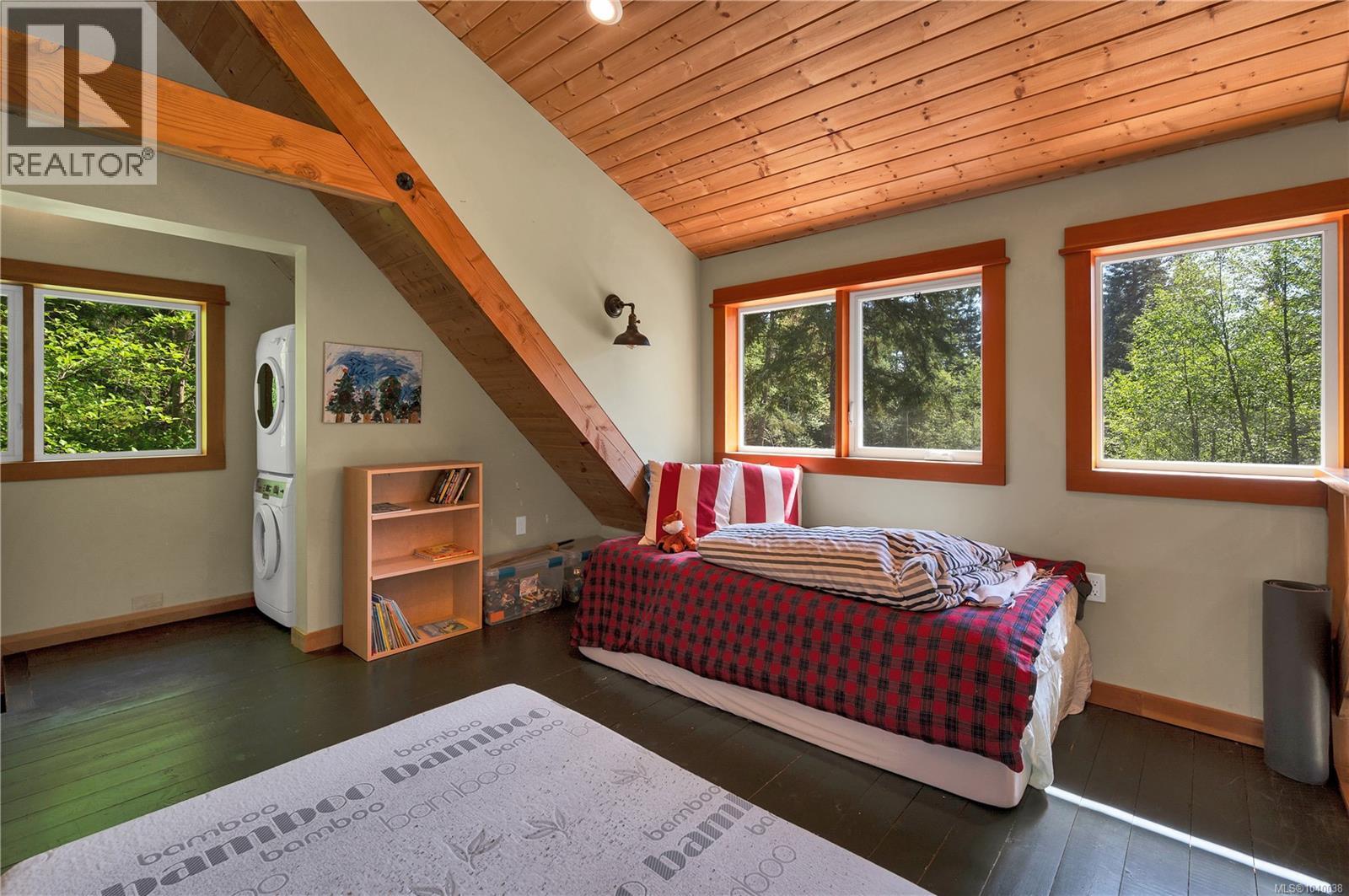 653 Heriot Bay Rd, Quadra Island, British Columbia  V0P 1N0 - Photo 62 - 1040038