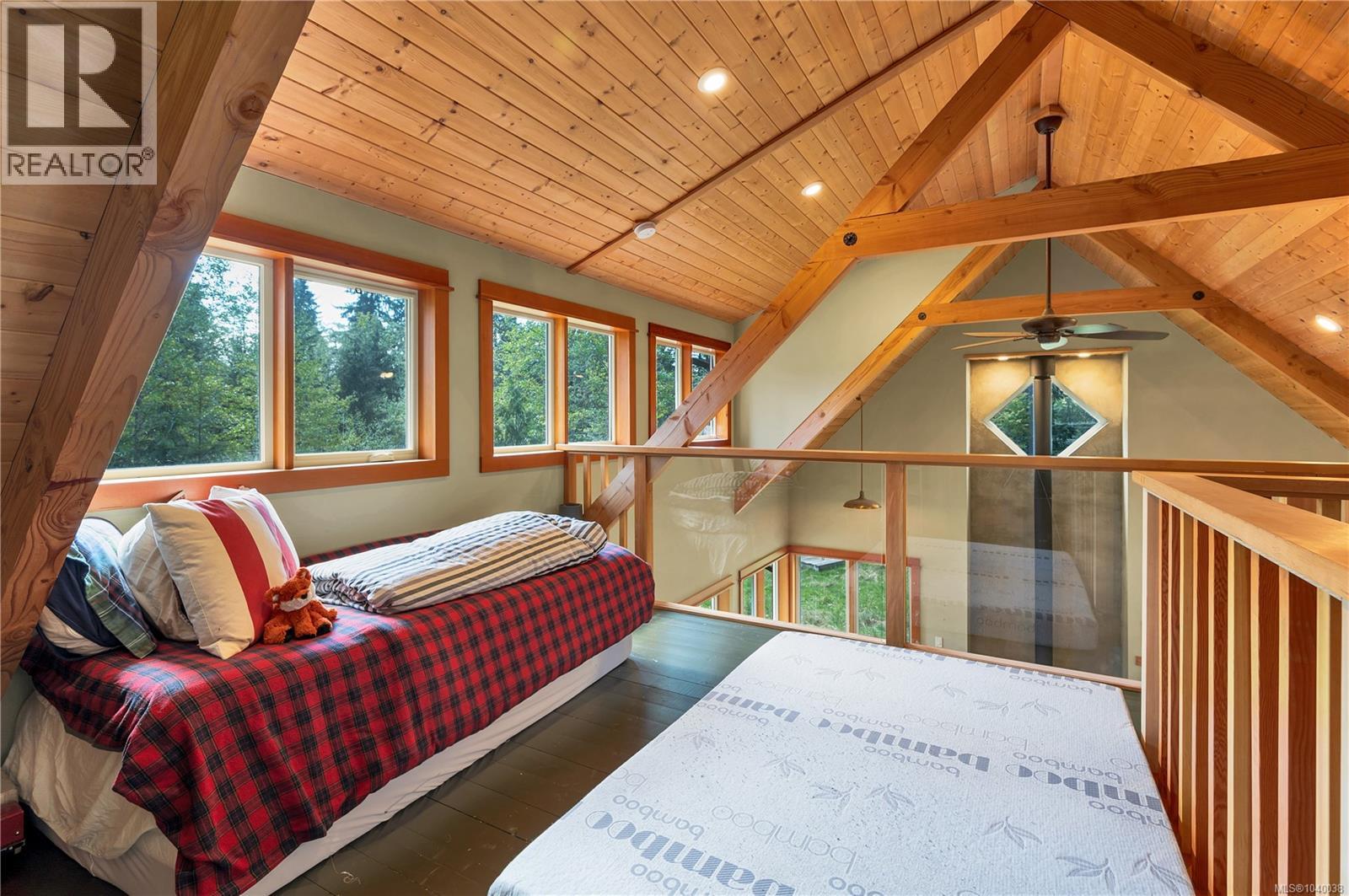 653 Heriot Bay Rd, Quadra Island, British Columbia  V0P 1N0 - Photo 63 - 1040038