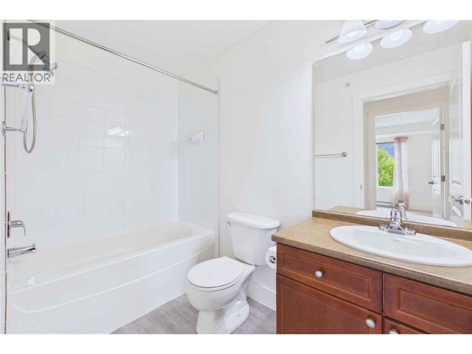 256 Hastings Avenue Unit# 404, Penticton, British Columbia  V2A 2V6 - Photo 22 - 10390524