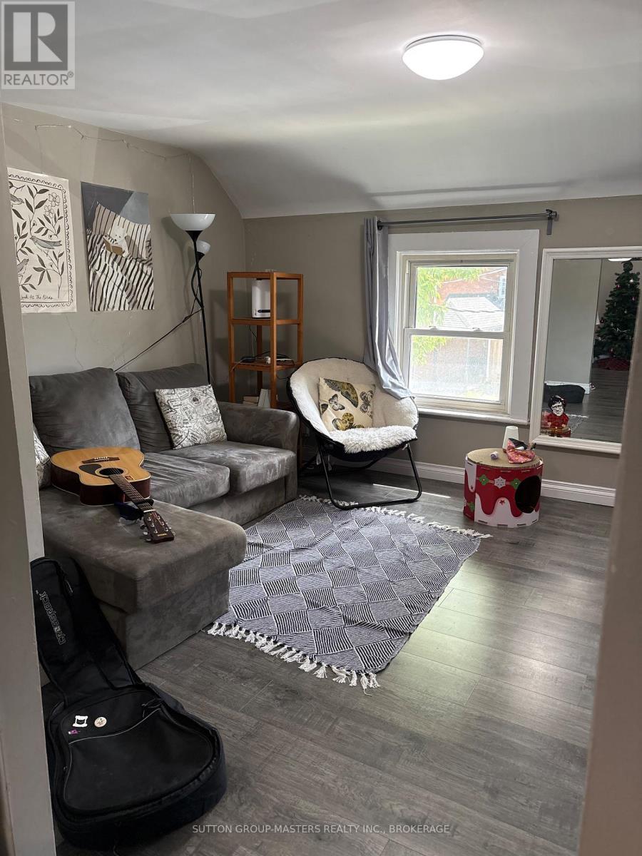 380 Barrie Street, Kingston, Ontario  K7K 3T4 - Photo 11 - X13427182