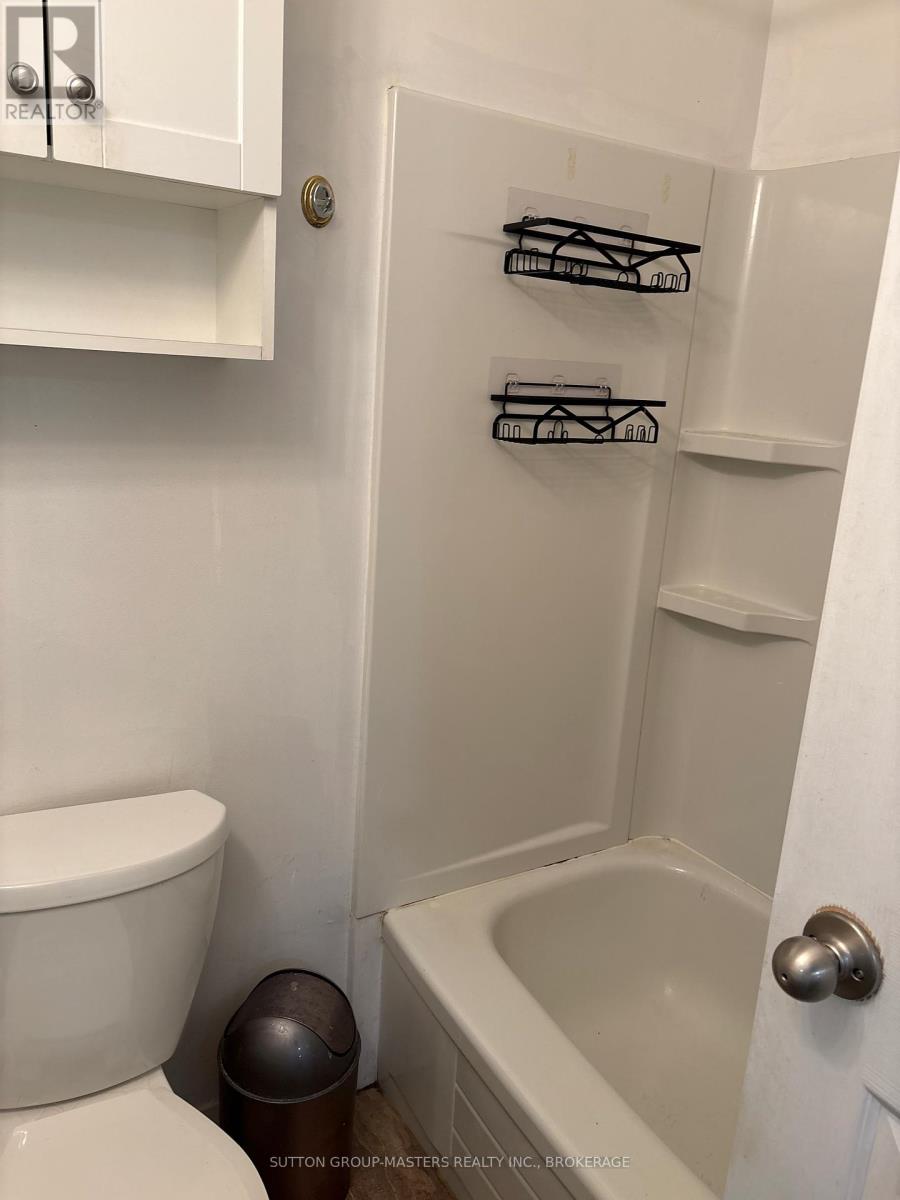 380 Barrie Street, Kingston, Ontario  K7K 3T4 - Photo 8 - X13427182
