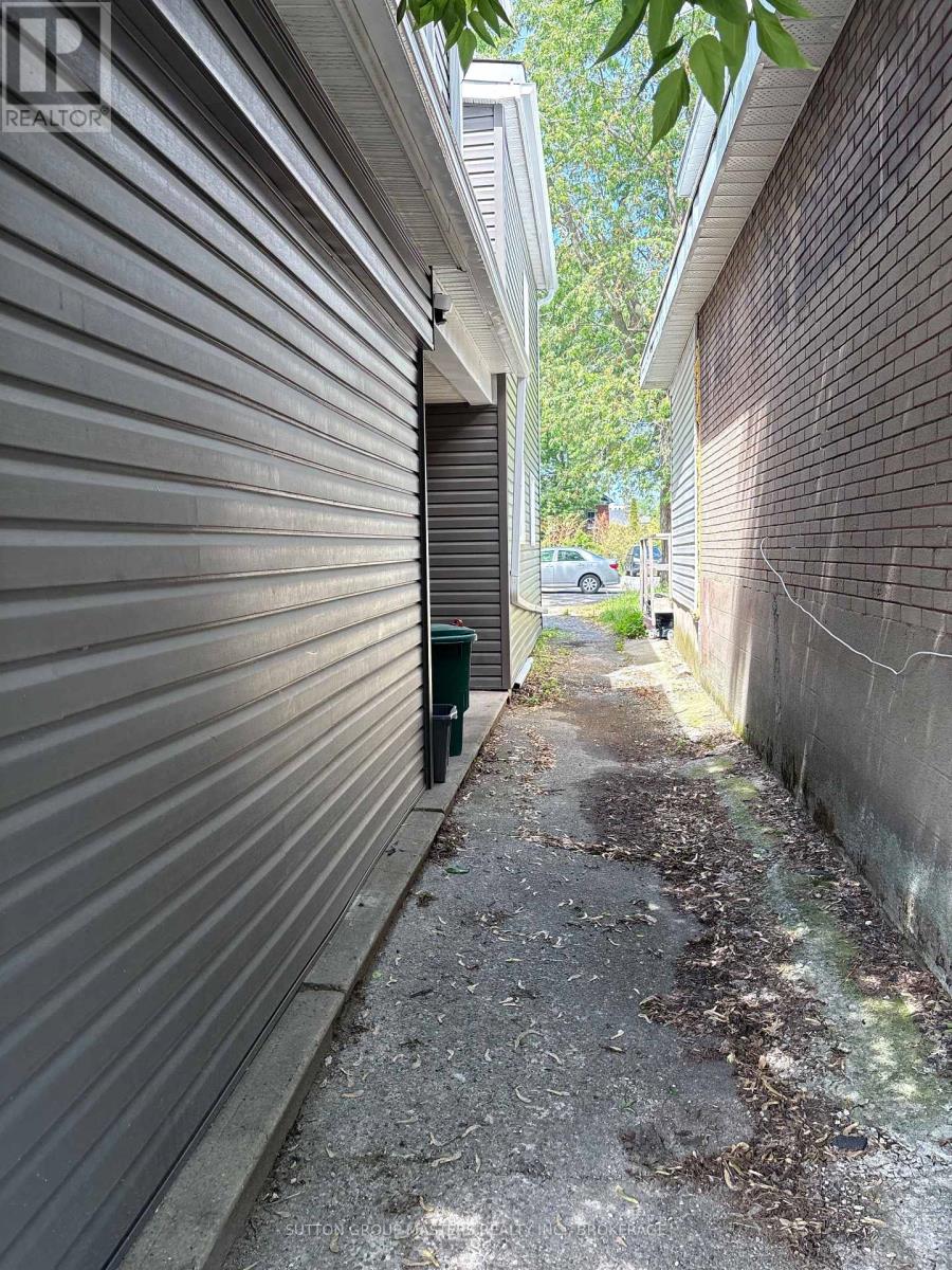 380 Barrie Street, Kingston, Ontario  K7K 3T4 - Photo 18 - X13427182