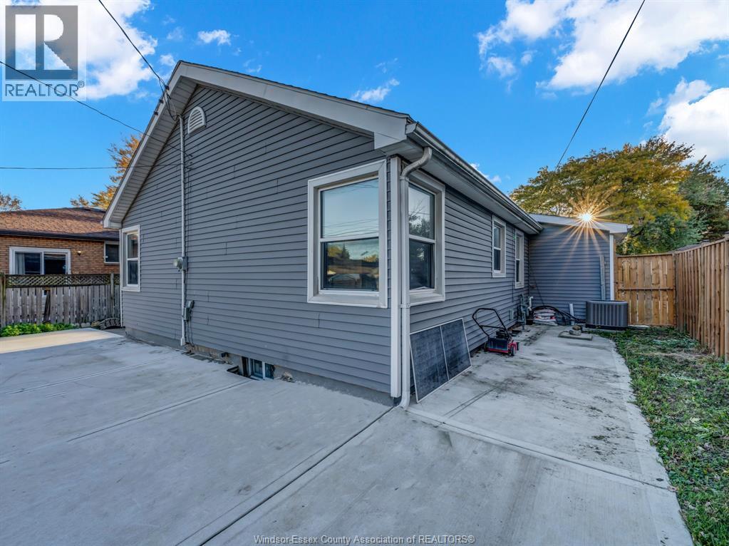 2616 Tourangeau Road, Windsor, Ontario  N8W 4N9 - Photo 39 - 26013738