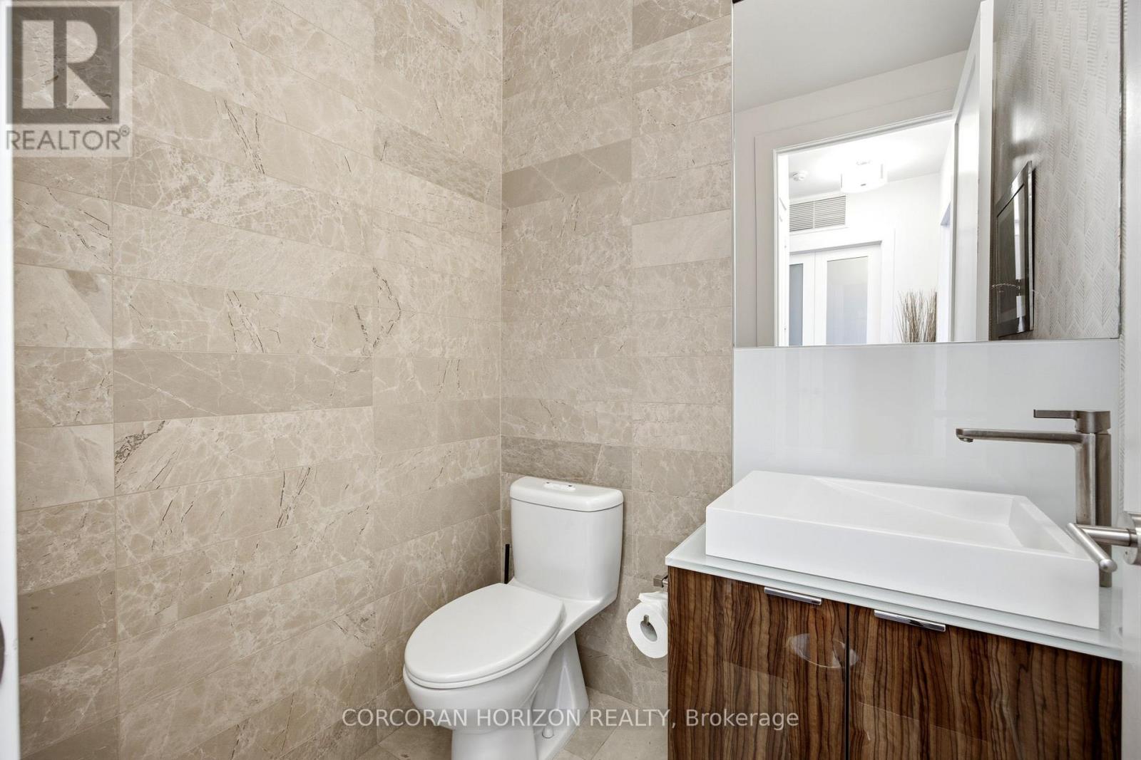 4403 - 300 Front Street W, Toronto, Ontario  M5V 0E9 - Photo 15 - C13427596