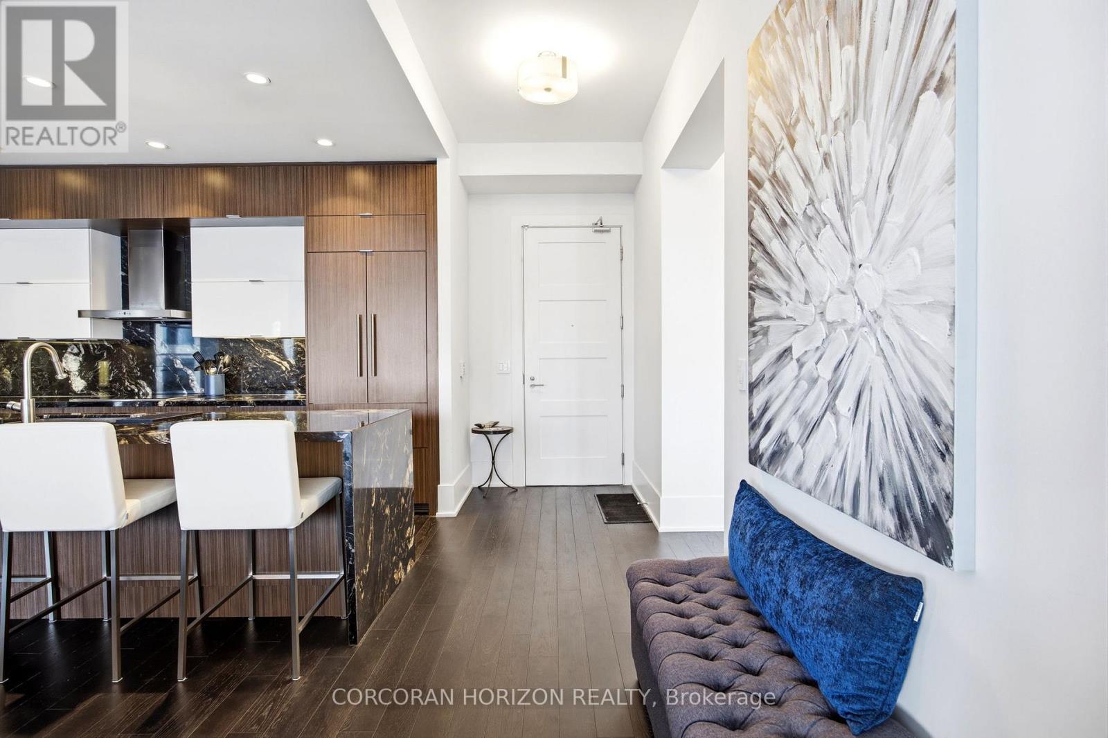 4403 - 300 Front Street W, Toronto, Ontario  M5V 0E9 - Photo 2 - C13427596
