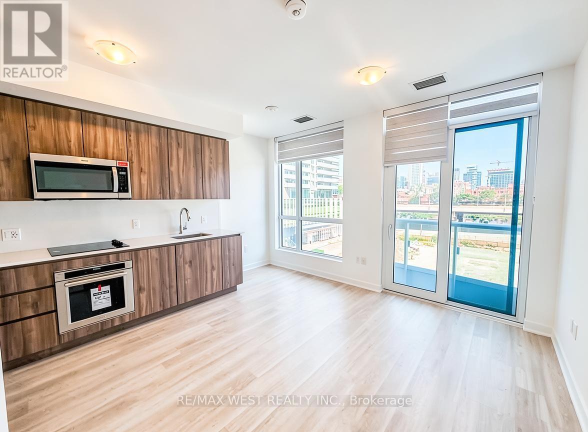 502 - 15 RICHARDSON STREET, Toronto, Ontario