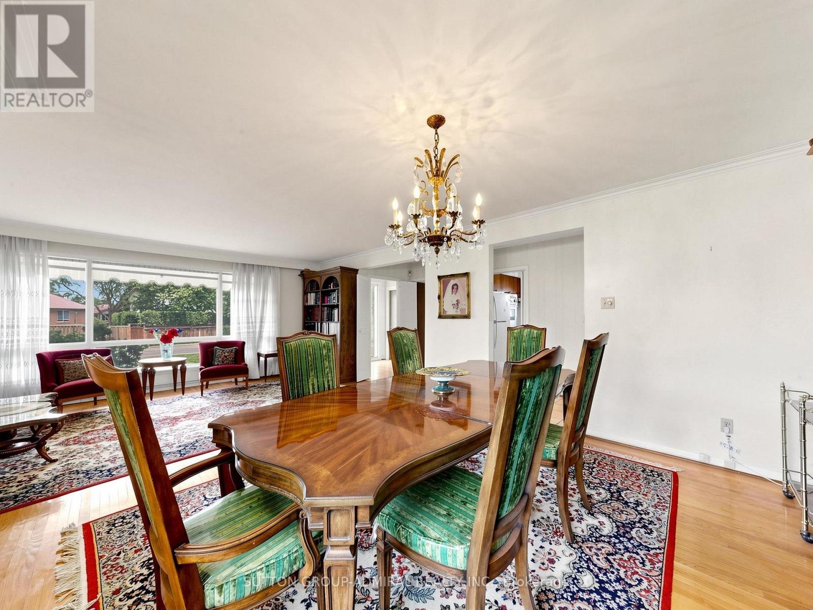 145 York Downs Drive, Toronto, Ontario  M3H 2G8 - Photo 10 - C13427700