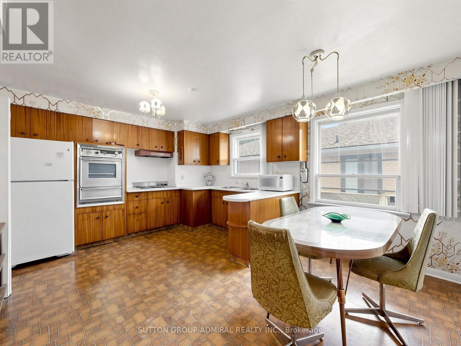 145 York Downs Drive, Toronto, Ontario  M3H 2G8 - Photo 14 - C13427700