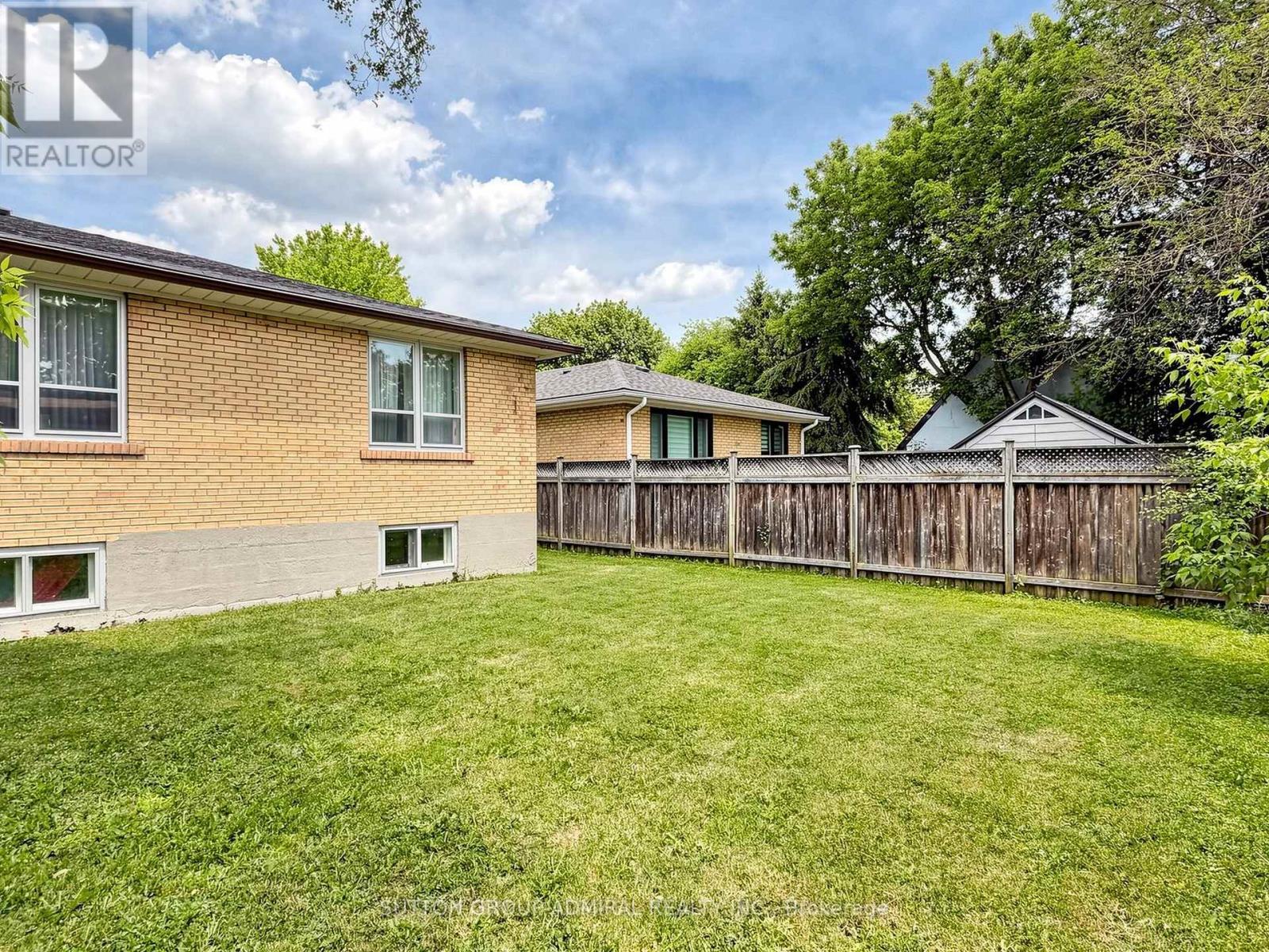145 York Downs Drive, Toronto, Ontario  M3H 2G8 - Photo 46 - C13427700