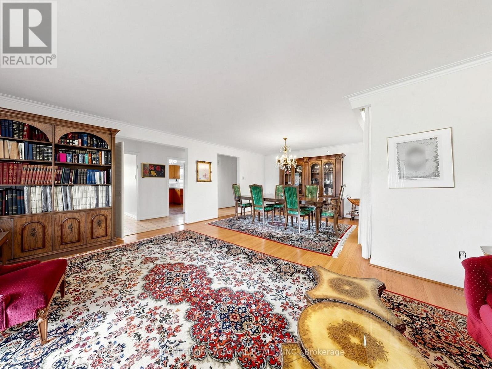 145 York Downs Drive, Toronto, Ontario  M3H 2G8 - Photo 6 - C13427700