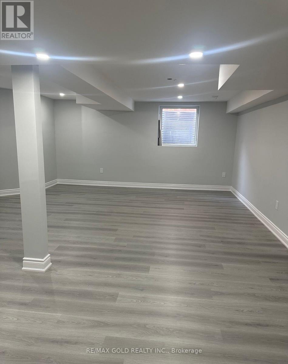 73 Snow Leopard Court, Brampton, Ontario  L6R 2L7 - Photo 5 - W13164932