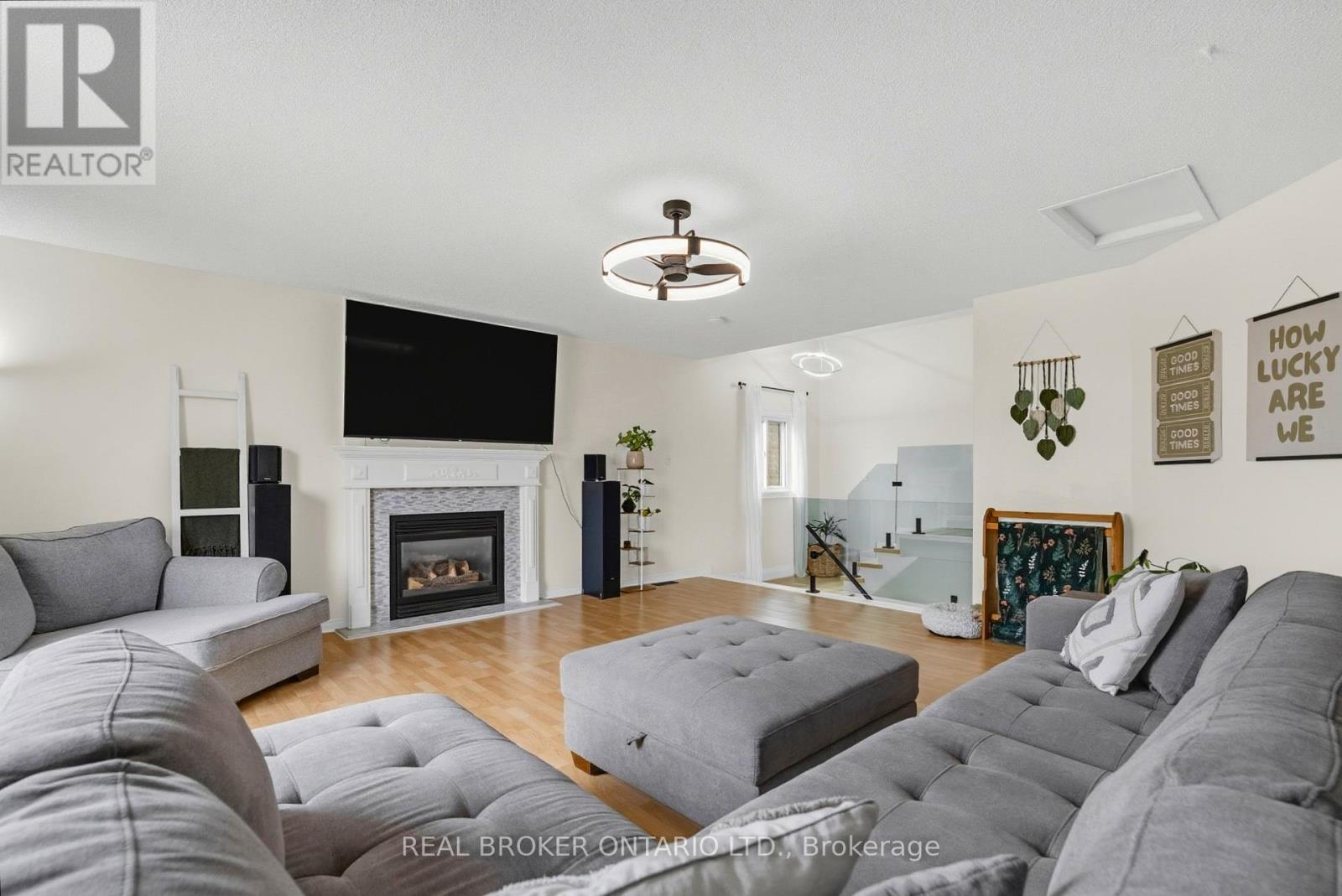 32 Black Willow Drive, Barrie, Ontario  L4N 9M2 - Photo 16 - S13427554