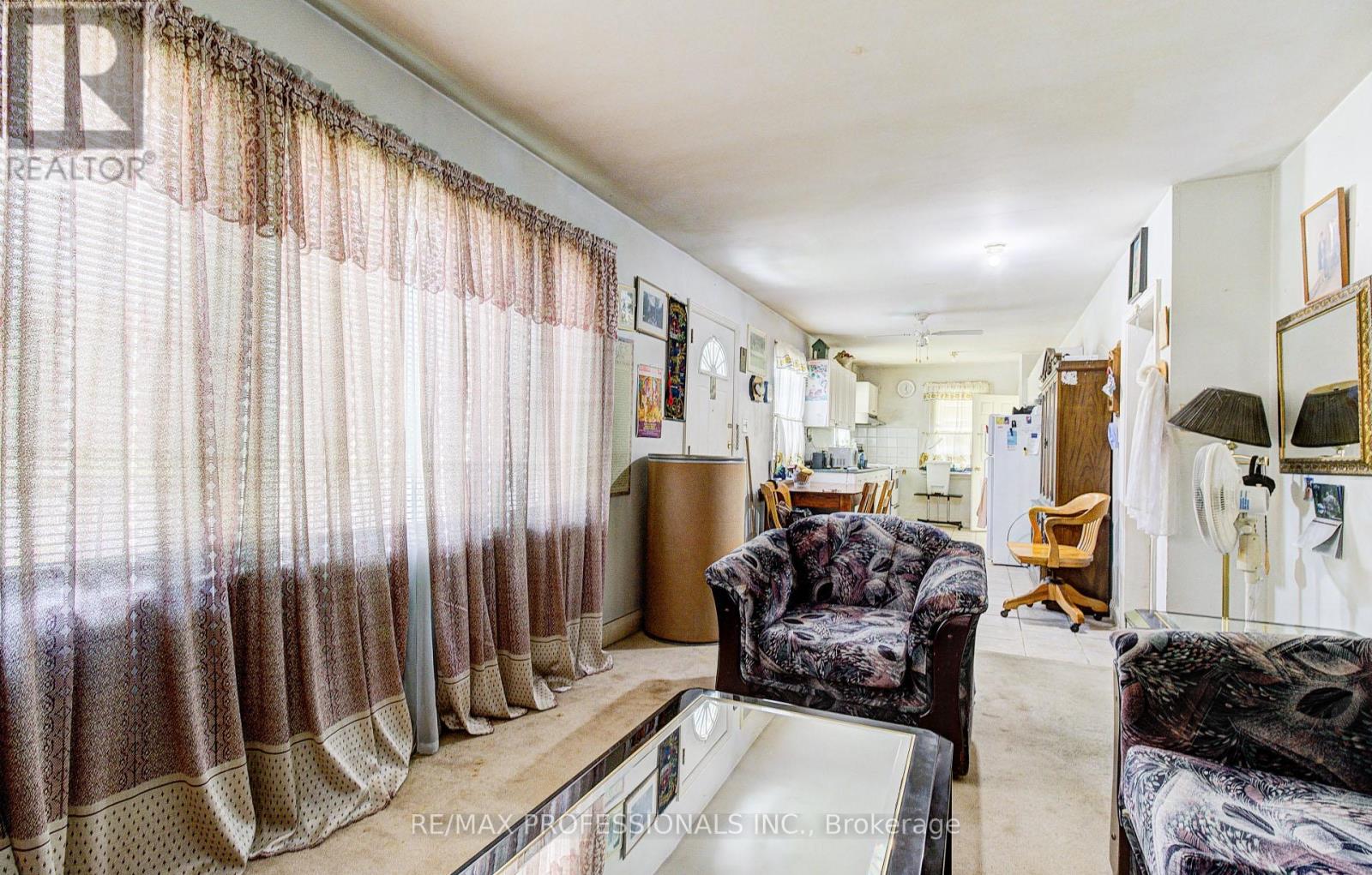 414 Melrose Street, Toronto, Ontario  M8Z 1H1 - Photo 10 - W13427600