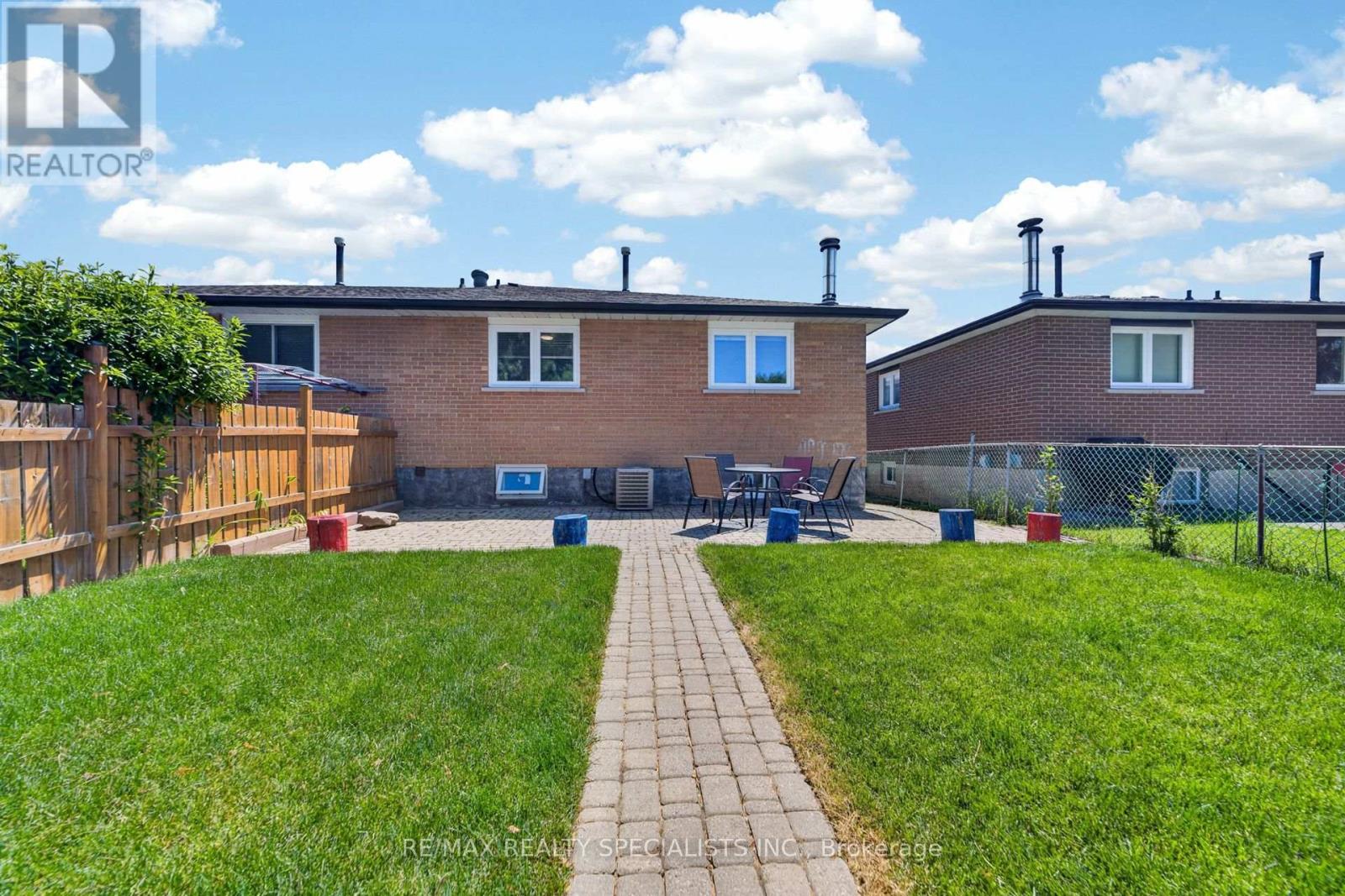 48 English Street, Brampton, Ontario  L6X 1L6 - Photo 38 - W13427604