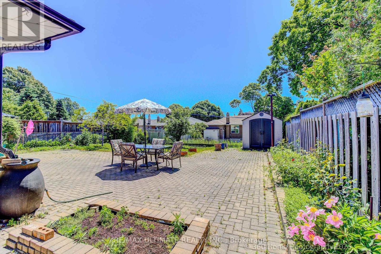53 Poynter Drive, Toronto, Ontario  M9R 1L3 - Photo 23 - W13427764