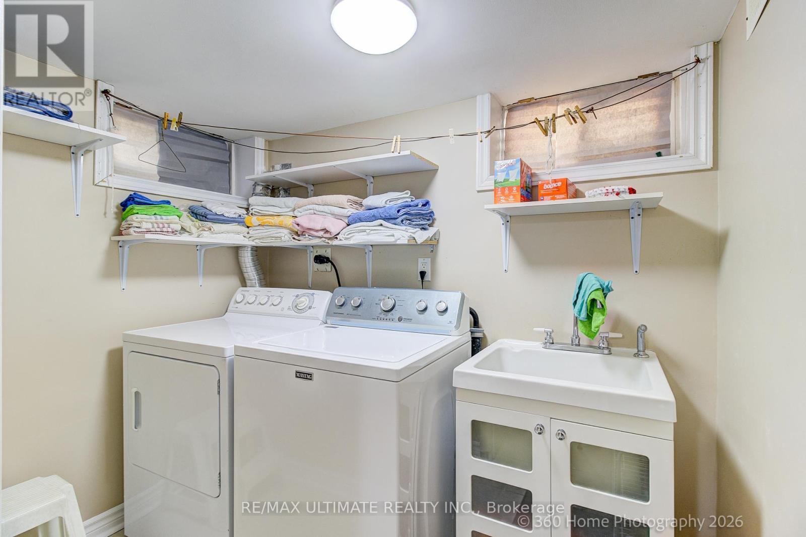 53 Poynter Drive, Toronto, Ontario  M9R 1L3 - Photo 26 - W13427764