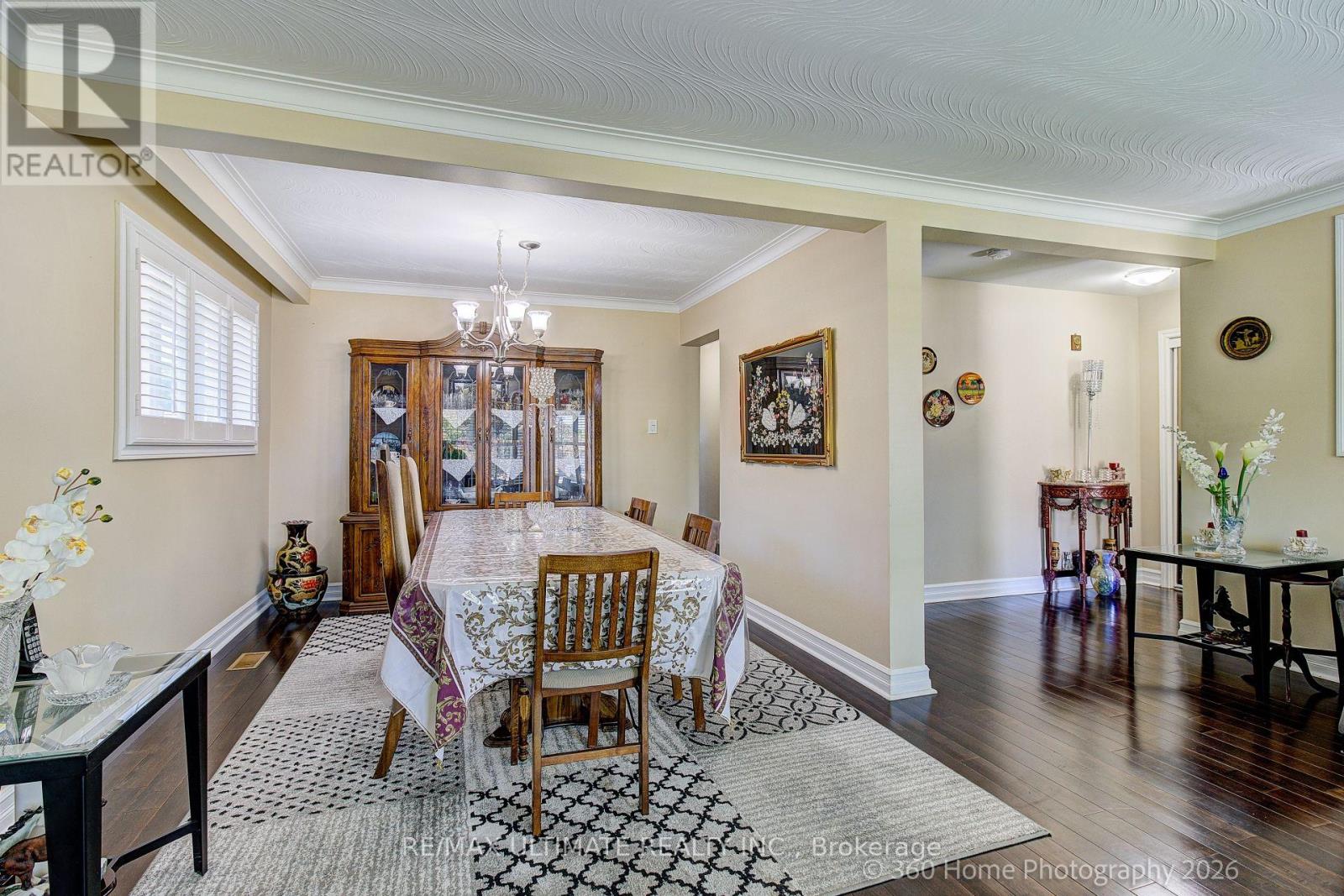 53 Poynter Drive, Toronto, Ontario  M9R 1L3 - Photo 7 - W13427764