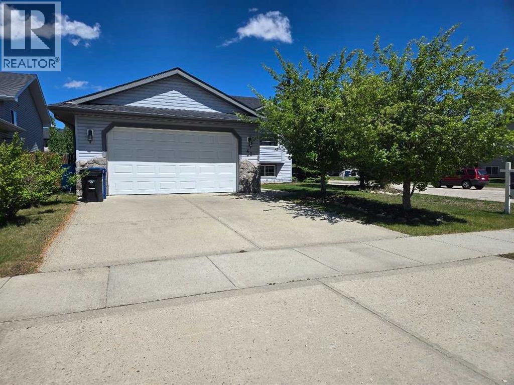 42 Eastpointe, Blackfalds, Alberta  T4M 0G6 - Photo 1 - A2299839
