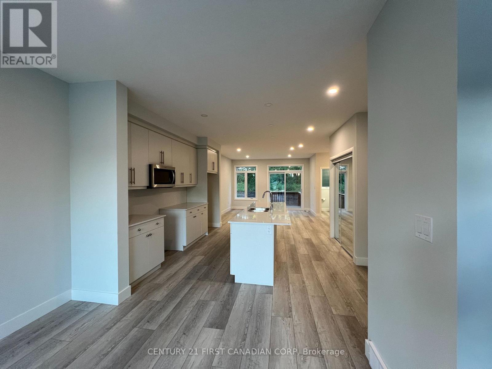 37 - 990 Deveron Crescent, London South, Ontario  N5Z 0B7 - Photo 4 - X13427888
