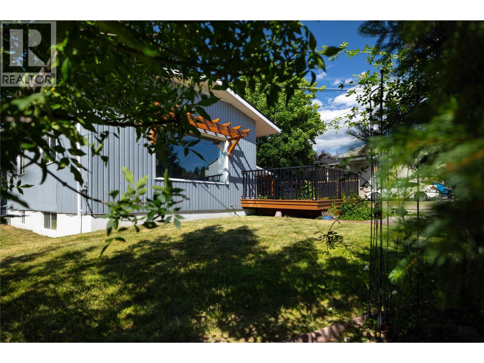 1509 38 Avenue, Vernon, British Columbia  V1T 2Z1 - Photo 5 - 10382822