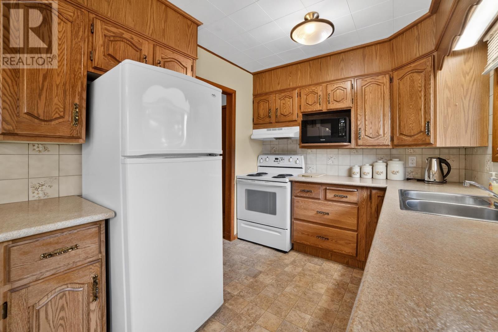 504 Beach Road, Kenora, Ontario  P0X 1C0 - Photo 12 - TB2601441
