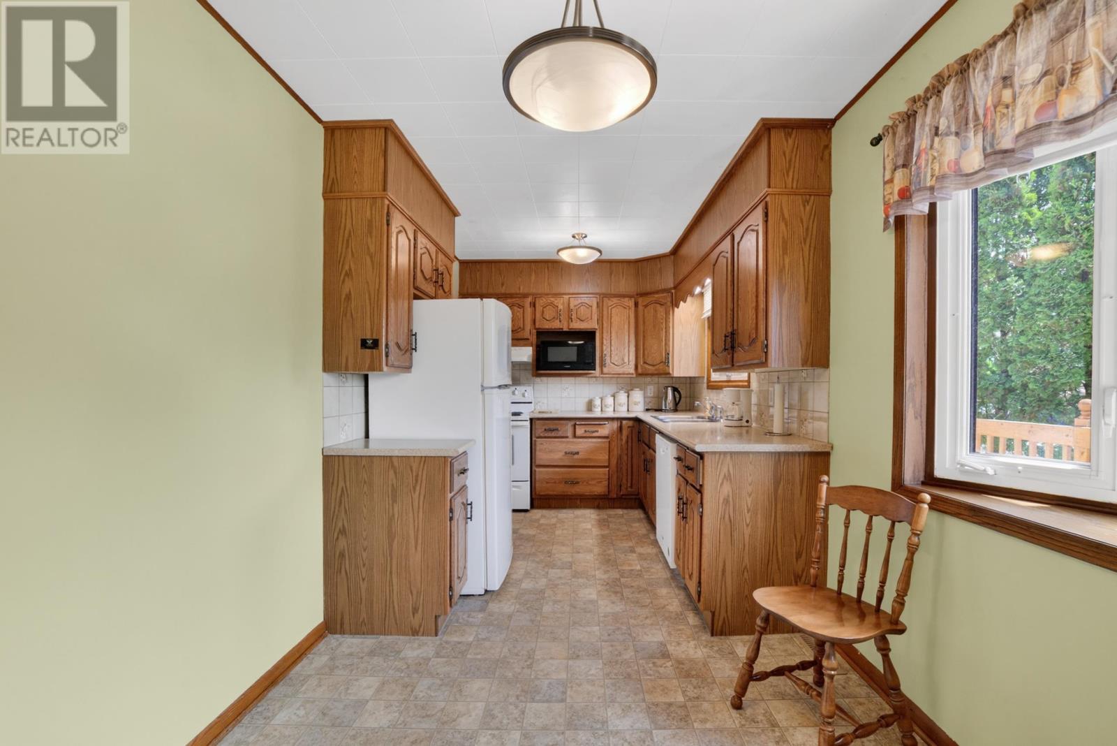 504 Beach Road, Kenora, Ontario  P0X 1C0 - Photo 10 - TB2601441