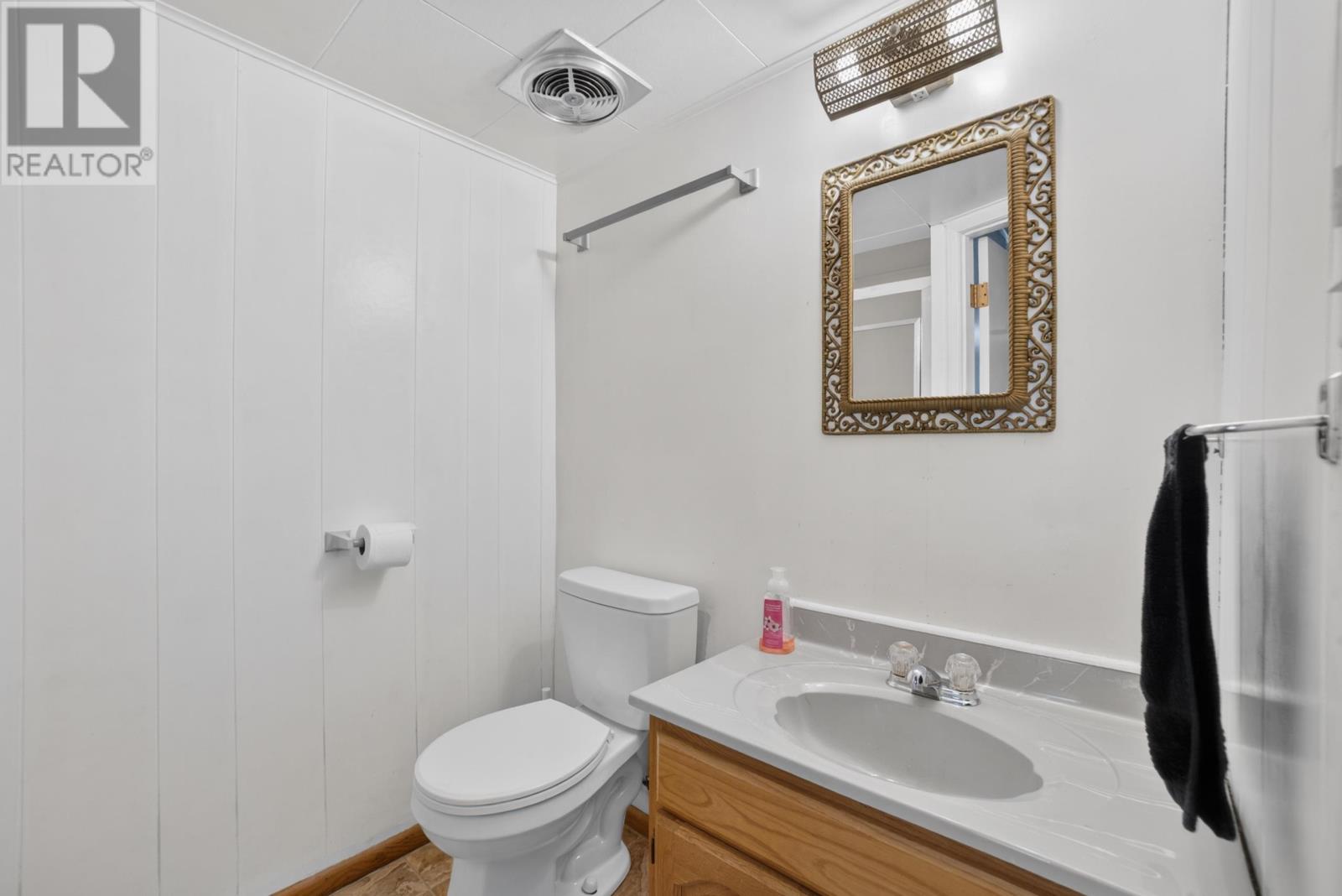 504 Beach Road, Kenora, Ontario  P0X 1C0 - Photo 33 - TB2601441