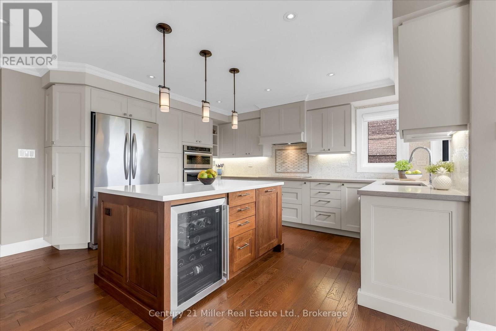 1539 Bayshire Drive, Oakville, Ontario  L6H 6E5 - Photo 12 - W13427796