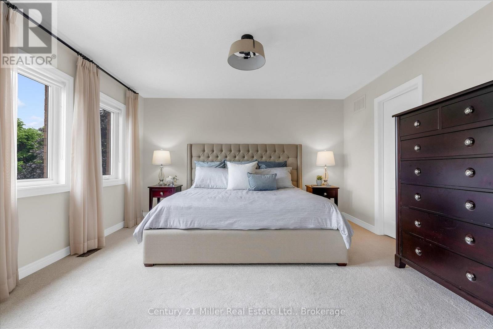1539 Bayshire Drive, Oakville, Ontario  L6H 6E5 - Photo 21 - W13427796