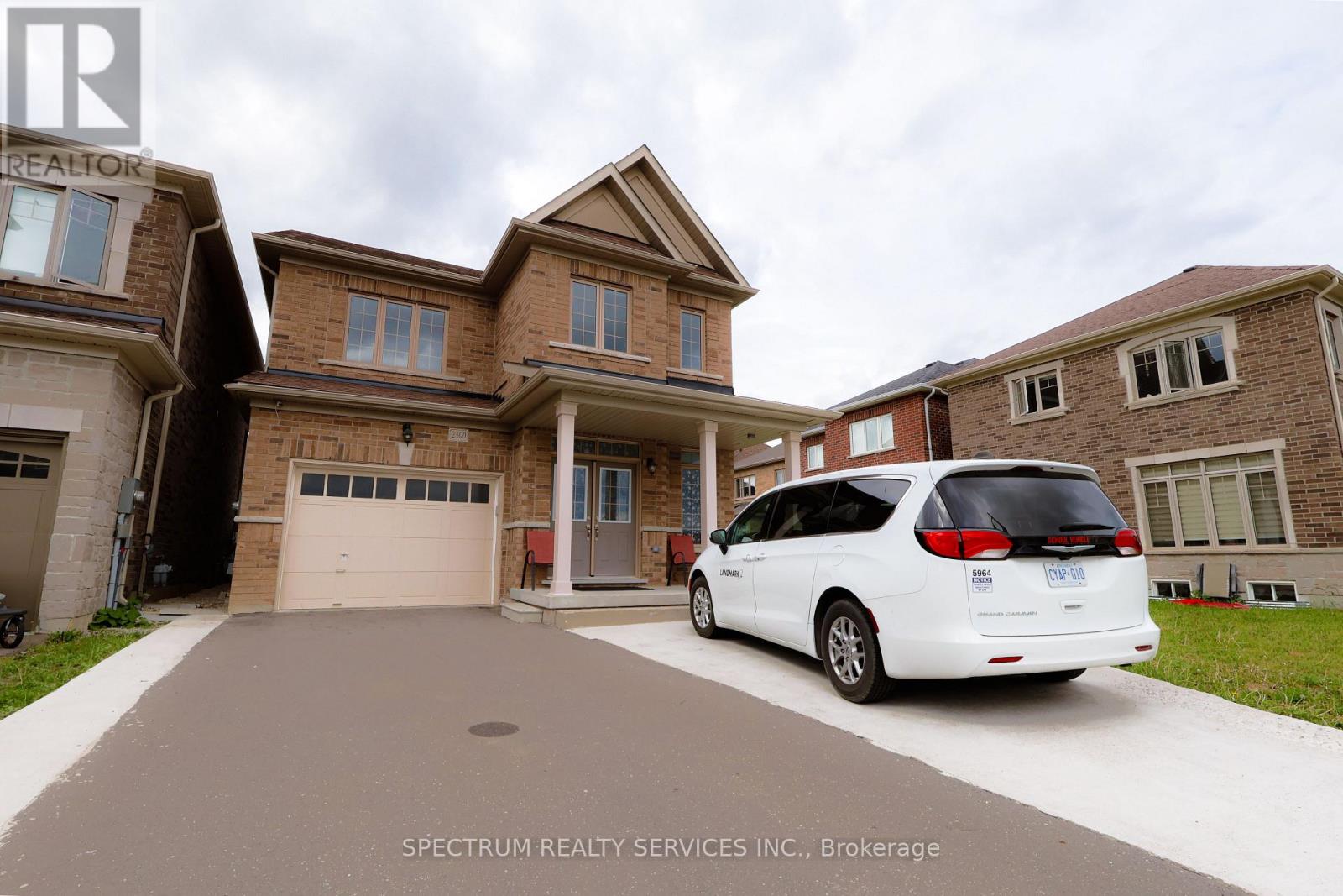 2300 GRAINGER LOOP, Innisfil, Ontario
