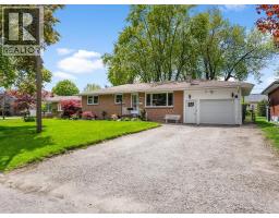 11 WARREN AVENUE, Leamington, Ontario