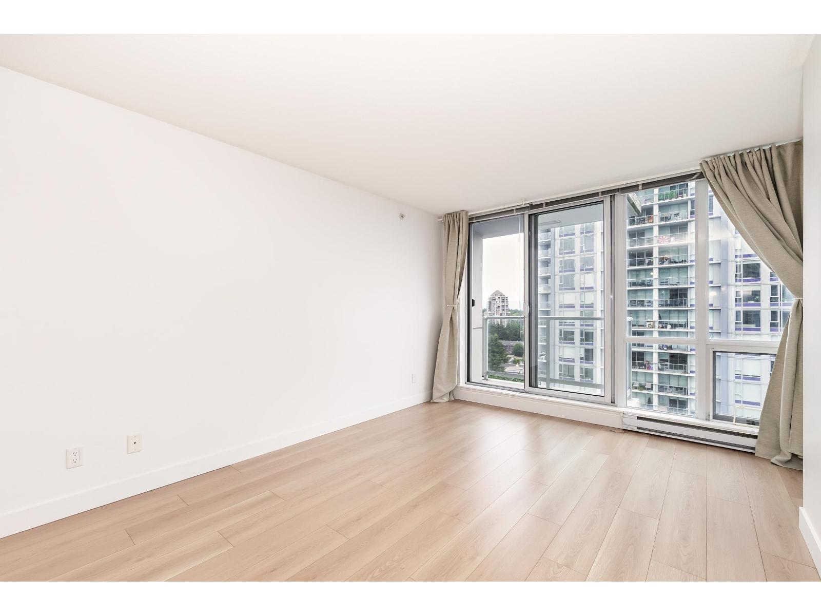 2109 13688 100 Avenue, Surrey, British Columbia  V3T 0G5 - Photo 2 - R3127602