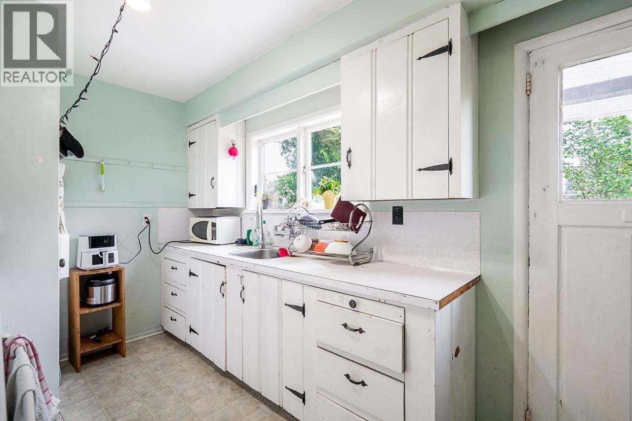 4413 W 13 Avenue, Vancouver, British Columbia  V6R 2V2 - Photo 10 - R3134674