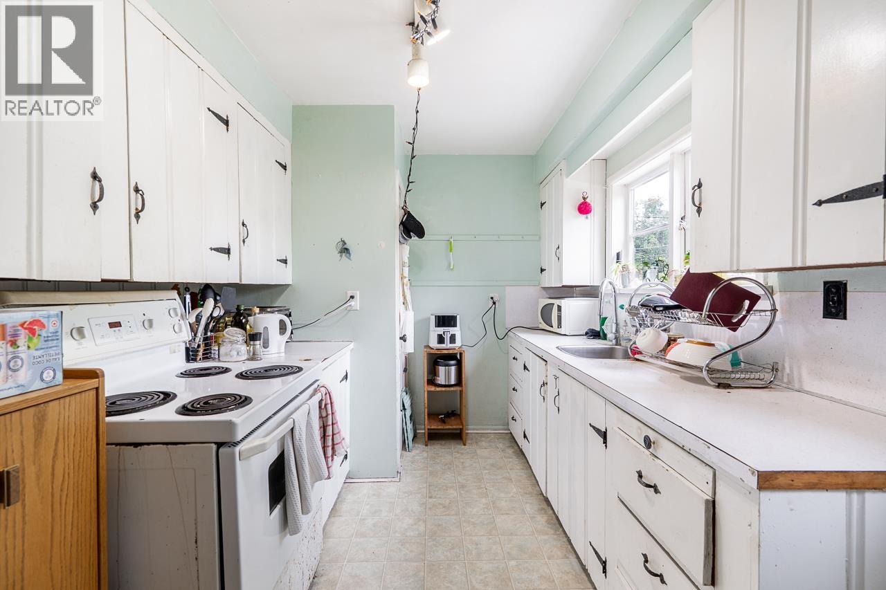 4413 W 13 Avenue, Vancouver, British Columbia  V6R 2V2 - Photo 9 - R3134674