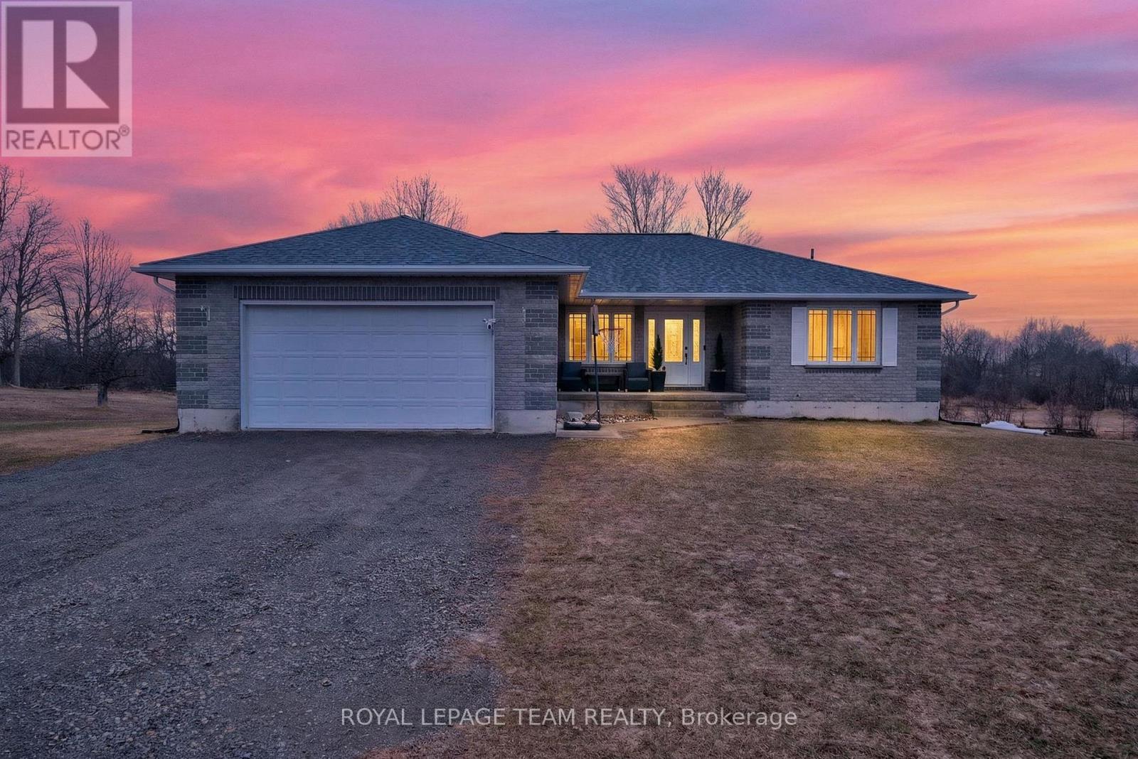 281 BRISTOW DRIVE, Montague, Ontario