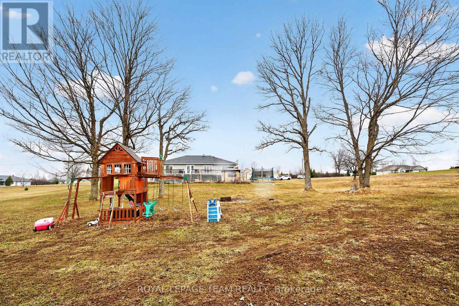 281 Bristow Drive, Montague, Ontario  K7A 5B8 - Photo 11 - X12989034