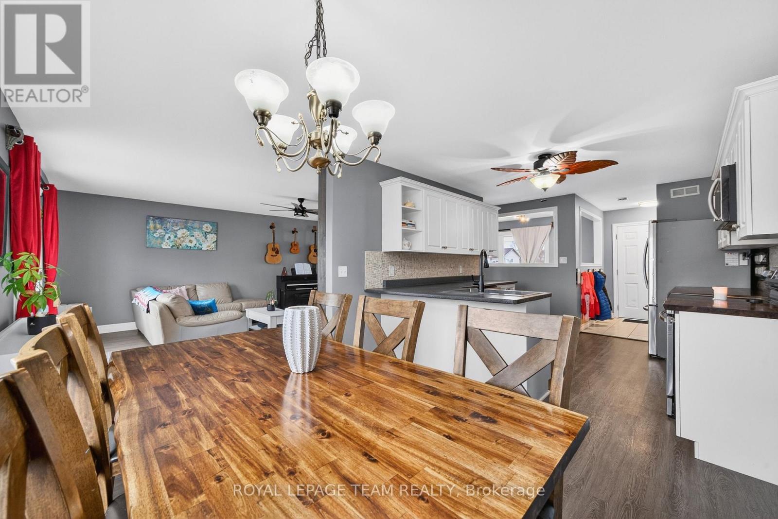 281 Bristow Drive, Montague, Ontario  K7A 5B8 - Photo 20 - X12989034