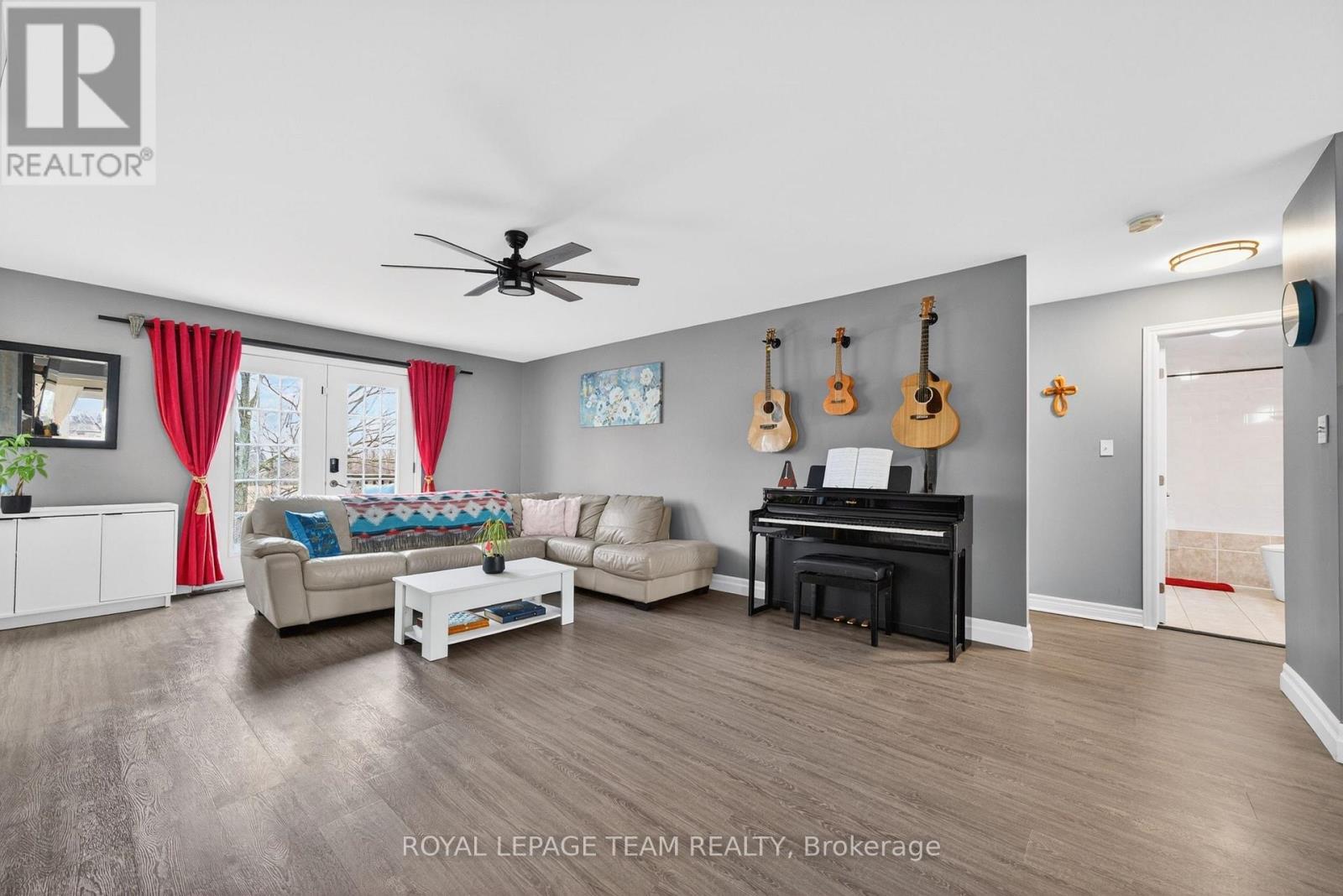 281 Bristow Drive, Montague, Ontario  K7A 5B8 - Photo 16 - X12989034