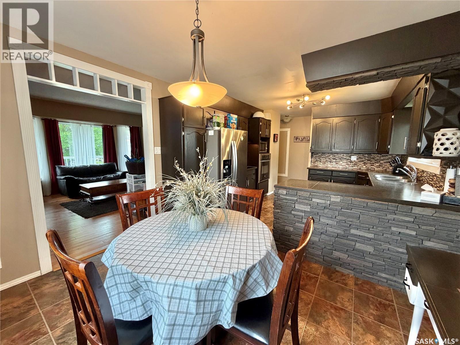 361 Fourth Avenue N, Yorkton, Saskatchewan  S3N 1B5 - Photo 14 - SK032448