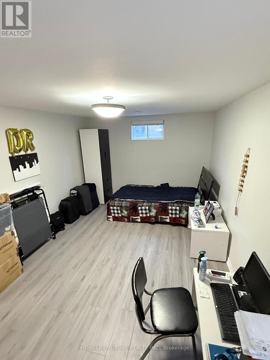 27 Sugarbush Square, Toronto, Ontario  M1C 3M6 - Photo 31 - E13419460