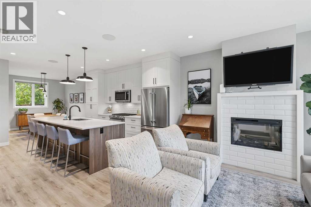 2009 12 Street NW, Calgary, Alberta  T2M 4R3 - Photo 7 - A2317773
