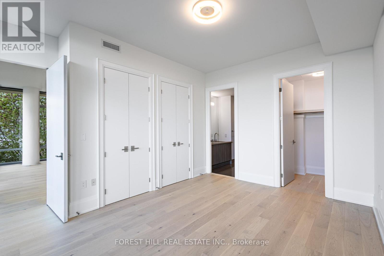 313 - 39 QUEENS QUAY E Toronto (Waterfront Communities), ON M5E 0A4