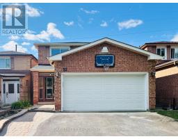 32 PERTHSHIRE STREET, Toronto, Ontario