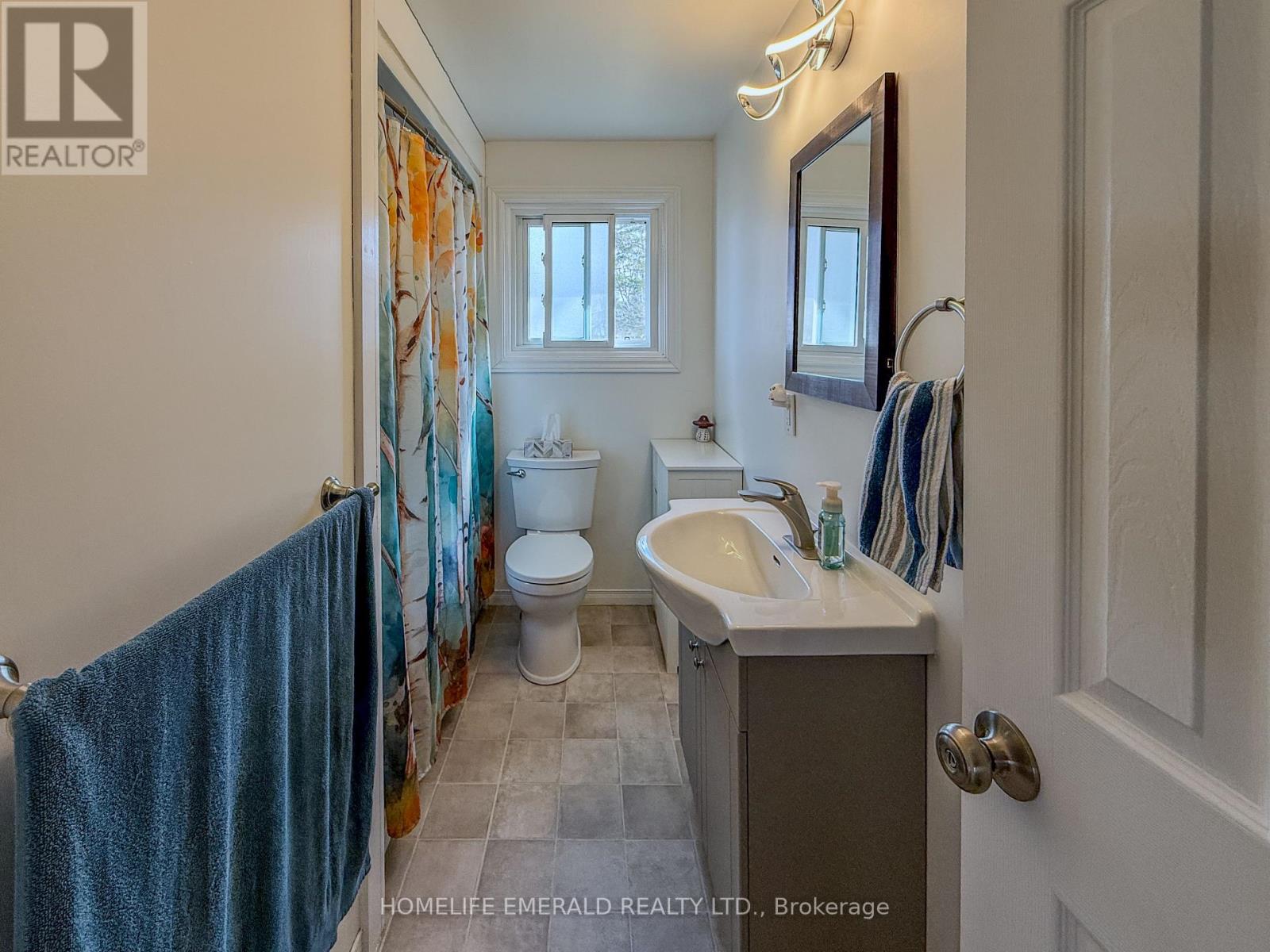 74 Vernon Street, Essa (Angus), Ontario  L0M 1B0 - Photo 16 - N13427818