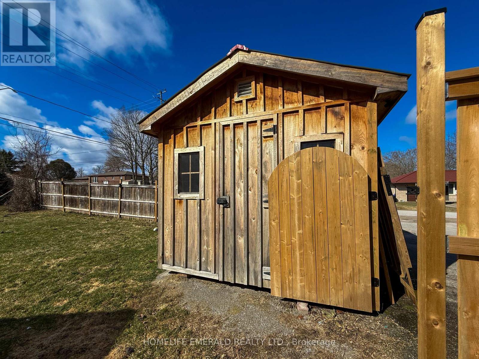 74 Vernon Street, Essa (Angus), Ontario  L0M 1B0 - Photo 31 - N13427818