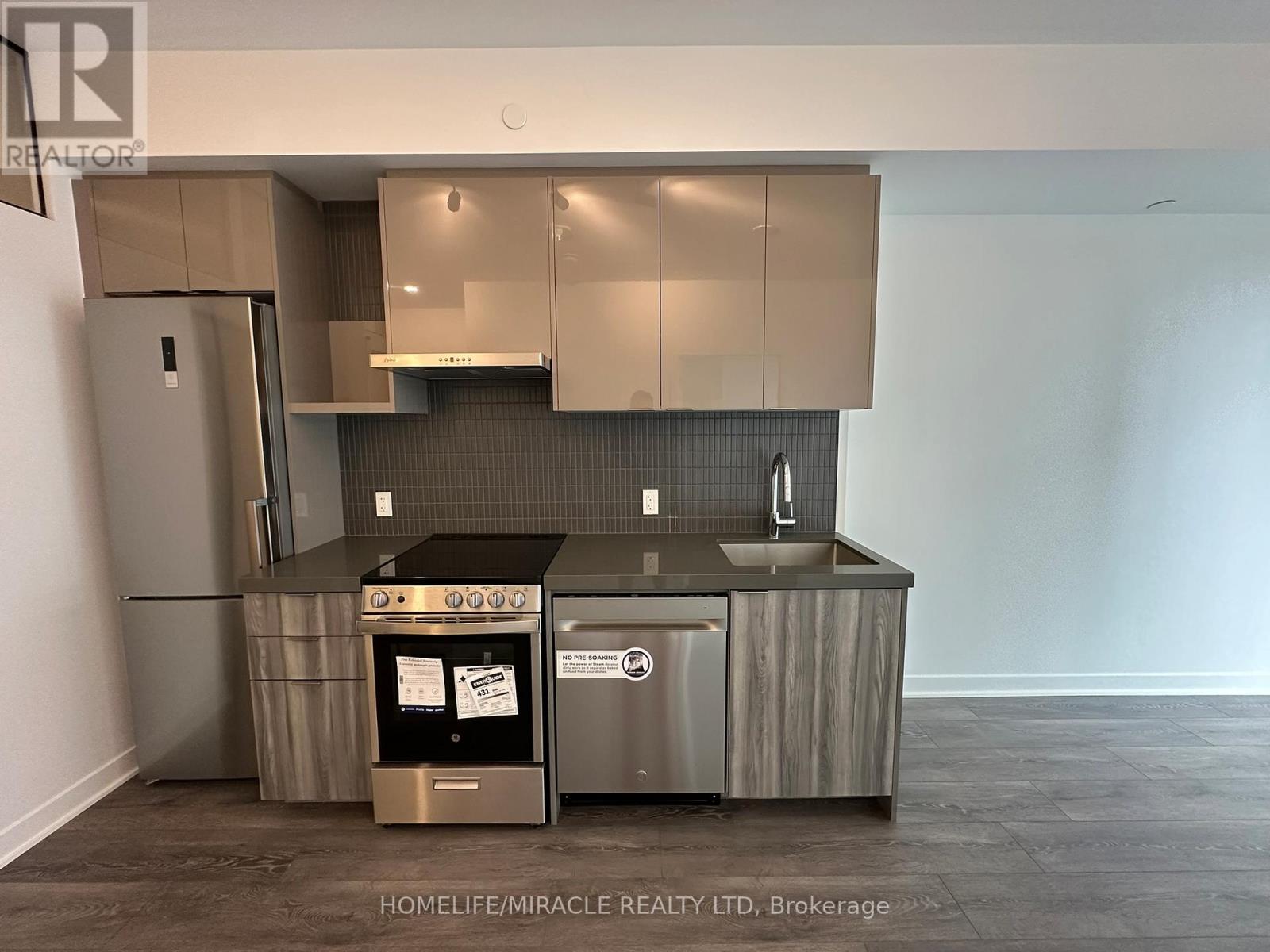 1003 - 10 Flavelle Trail, Vaughan, Ontario  L4L 1V8 - Photo 8 - N13427878