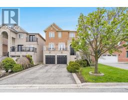 8 PIETRO DRIVE, Vaughan, Ontario