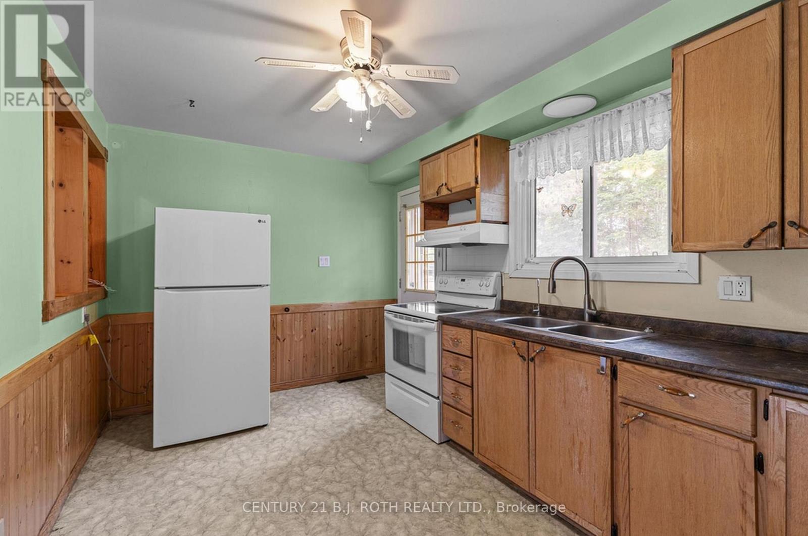 253 Rose Street, Barrie, Ontario  L4M 2T1 - Photo 11 - S13427808